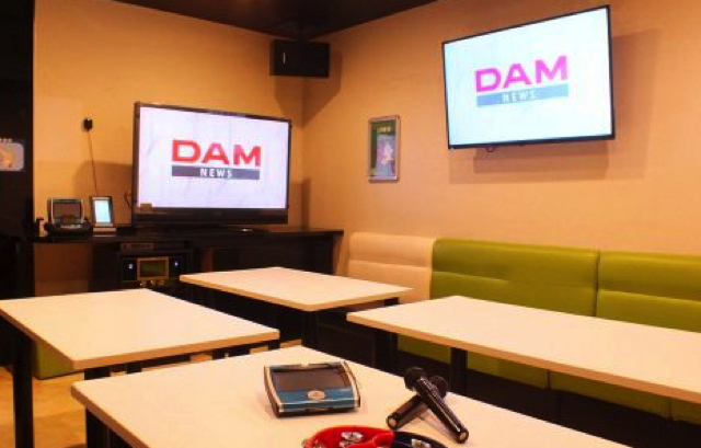 ギャラ飲み 沖縄 カラオケバンバン 那覇国際通り店