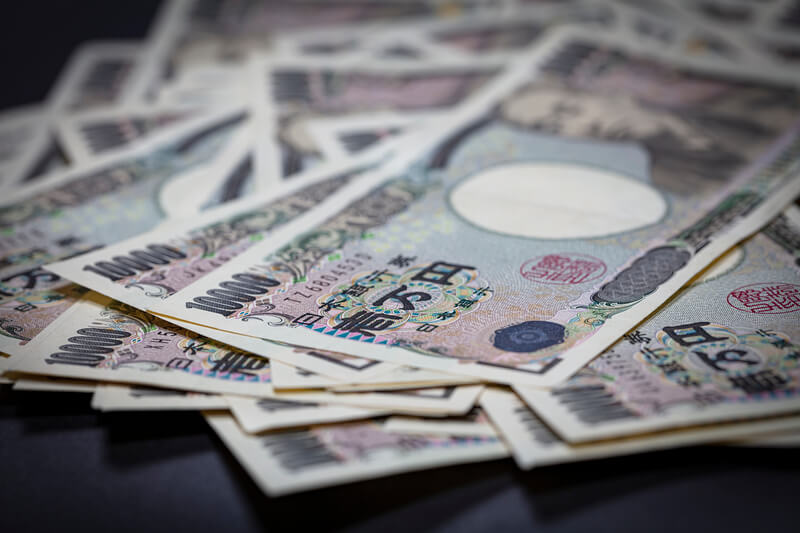 お金