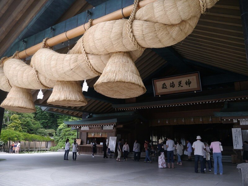 出雲大社の巨大しめ縄