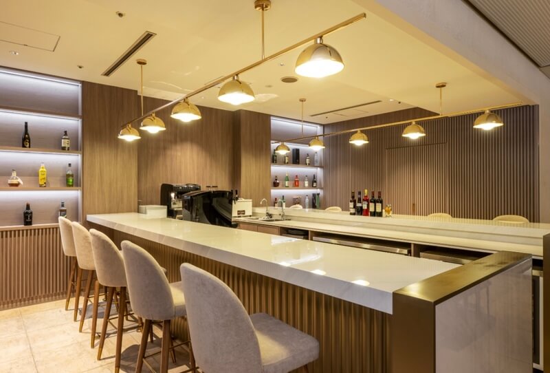 THE LOUNGE