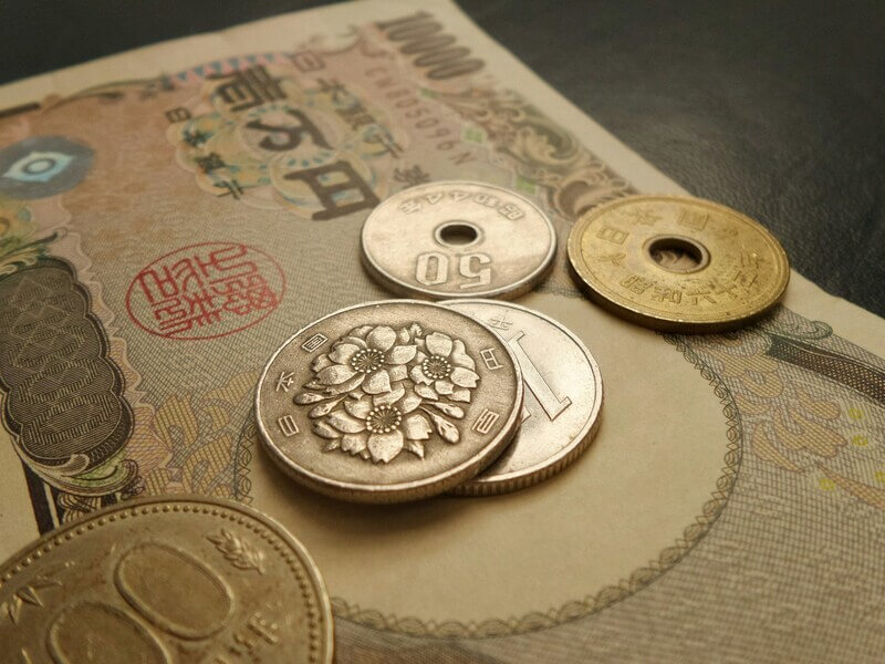 お金